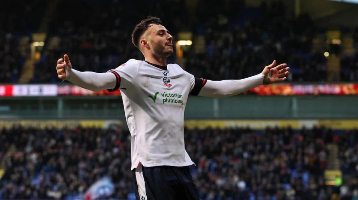 Bolton Wanderers Agree Fee with MK Dons for Aaron Collins Transfer