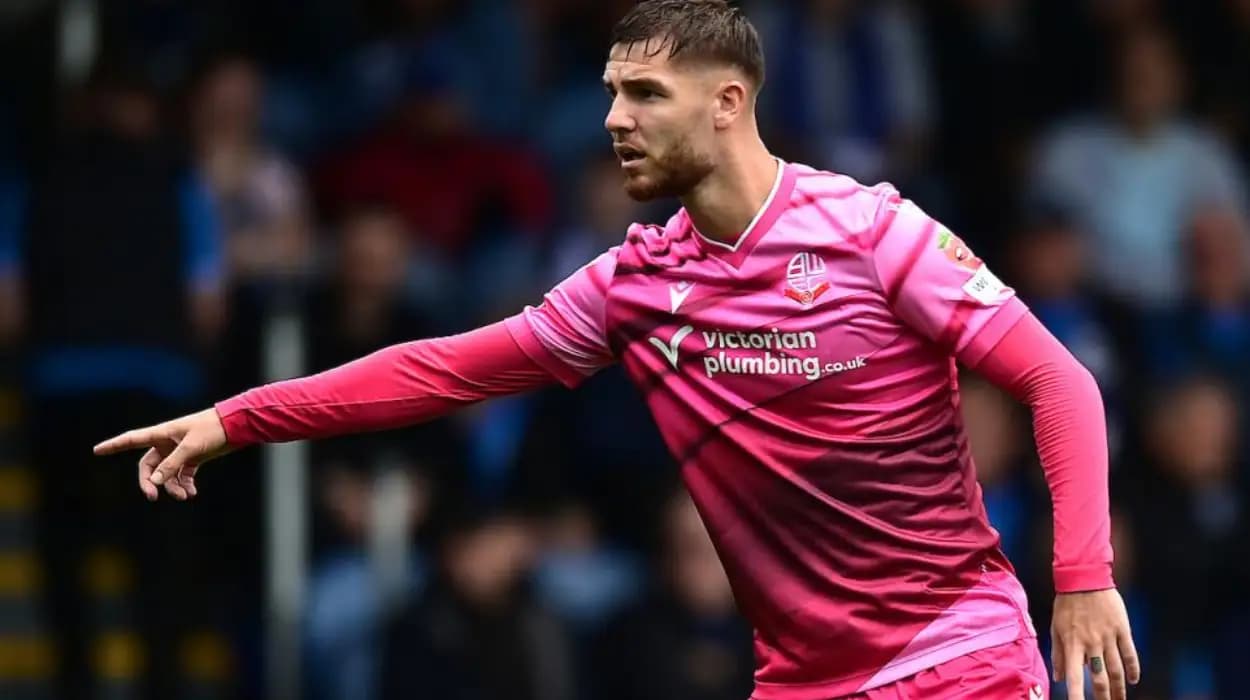 Schumacher denies John McAtee exit rumours at Bolton Wanderers