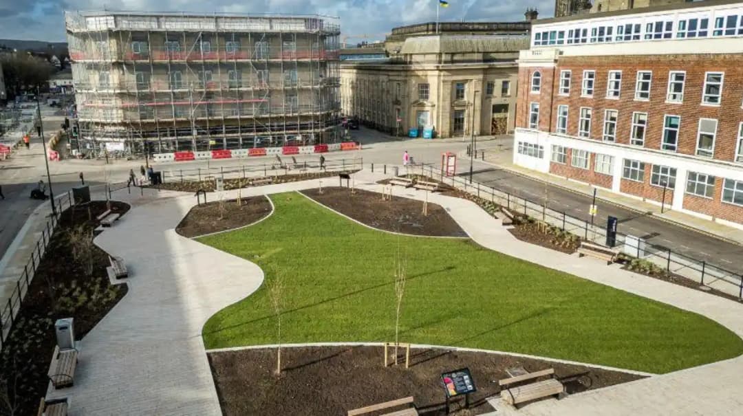 Bolton boosts jobs with new public space maintenance roles