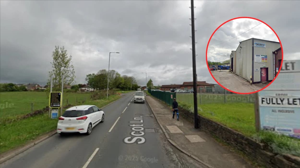 Neales Waste Management Fire in Blackrod, Bolton 2026