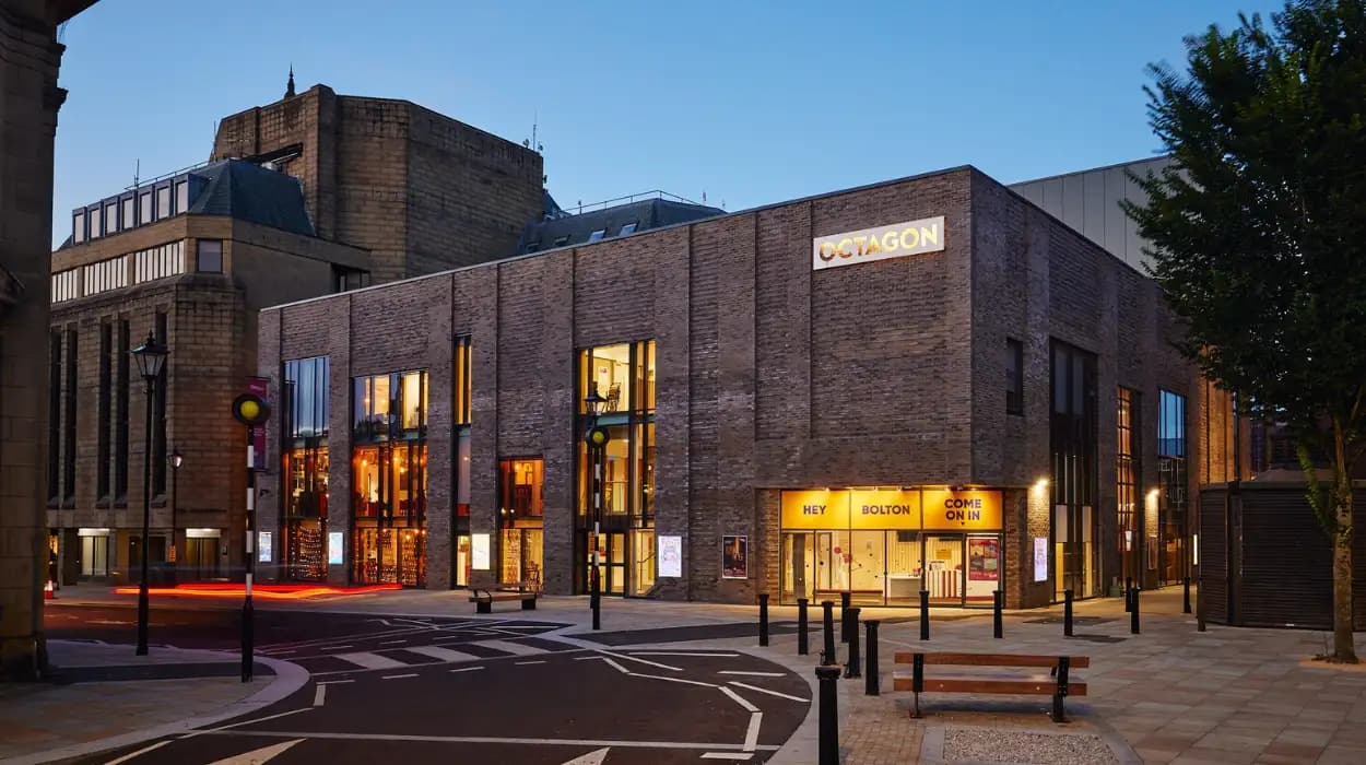 Bolton Theatres, Cinemas and Music Halls: Entertainment History | Bolton