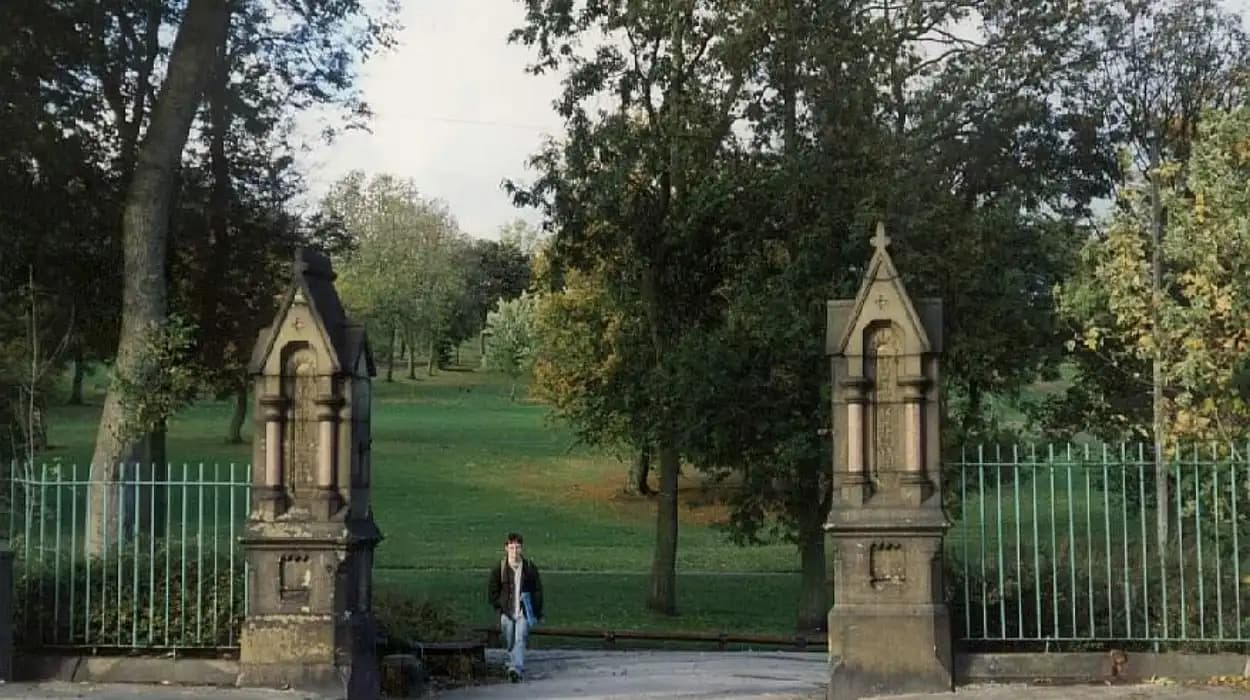 Queen’s Park, Farnworth Park and Historic Gardens: Bolton