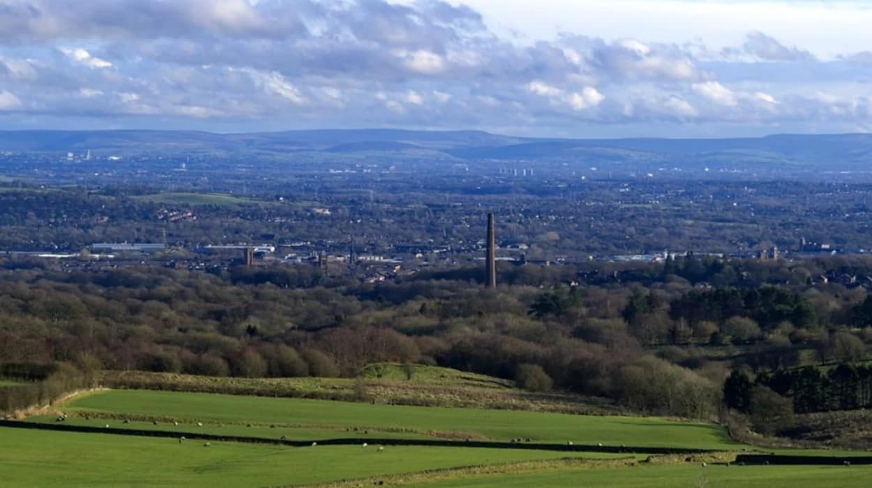Winter Hill Two Lads Bus Tours Available This Weekend Bolton 2026