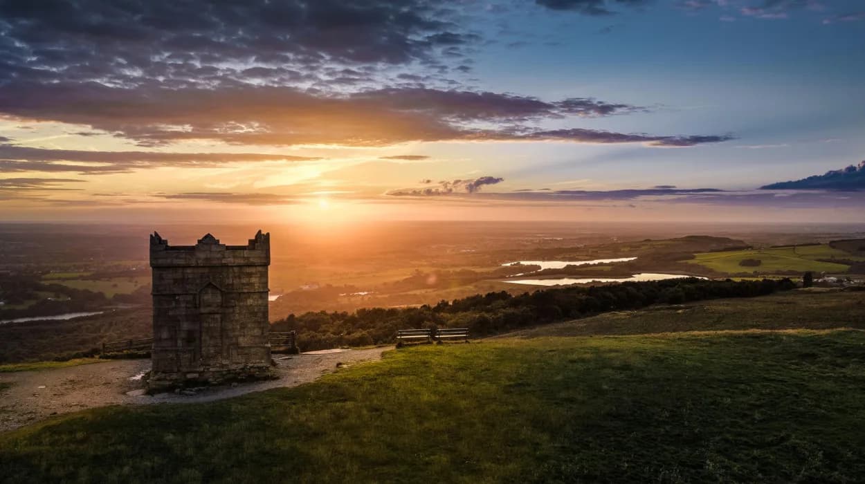 Best Sunset Views Around Bolton for Evening Sightseeing – Bolton