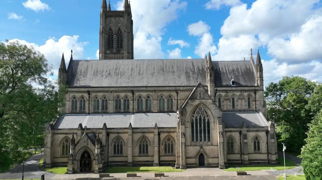 Historic Landmarks Behind Bolton's Famous Photo Locations – Bolton