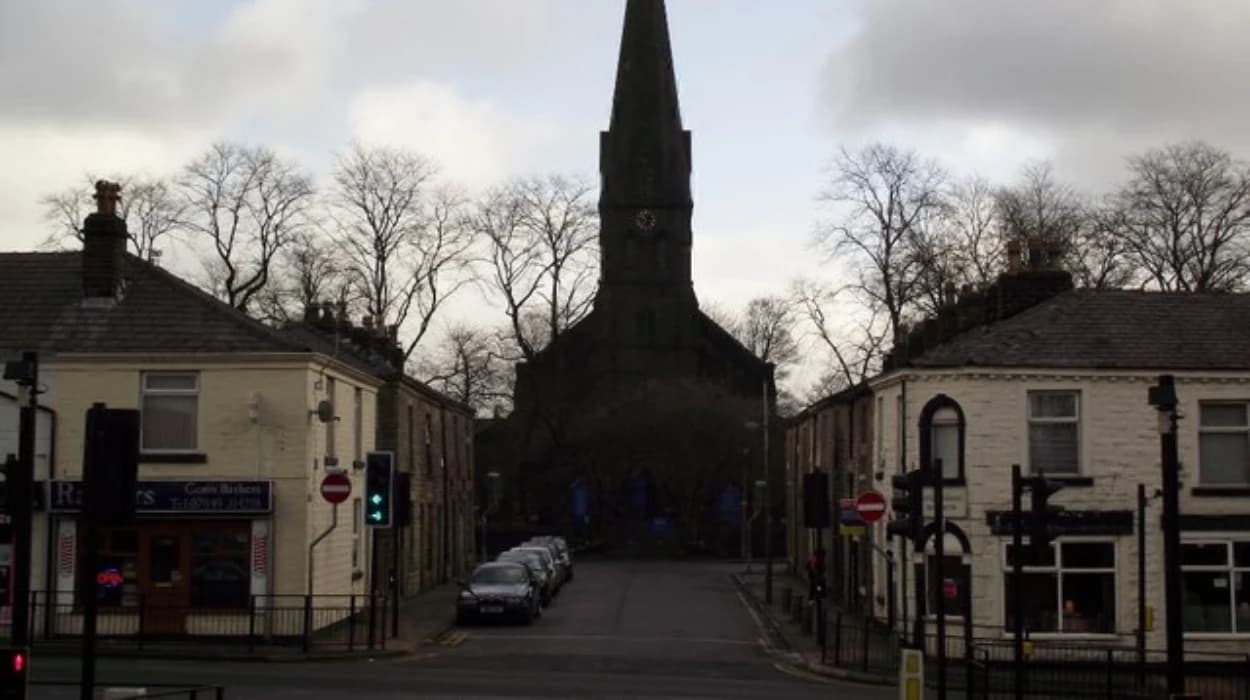 Essential Sights and Local Experiences in Astley Bridge
