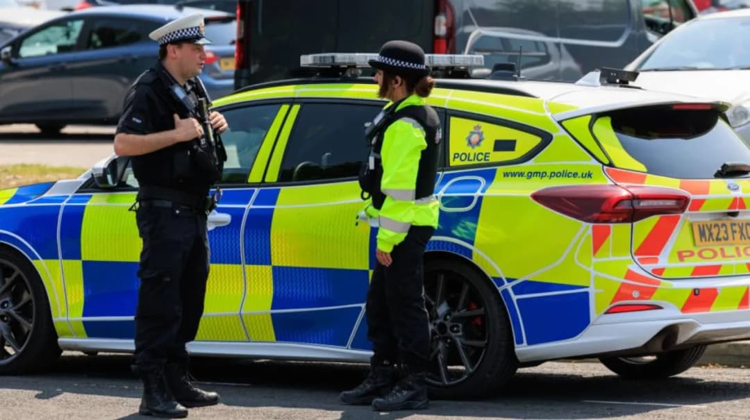 Neighbourhood Policing Week Boosts Community Engagement in Bolton 2026
