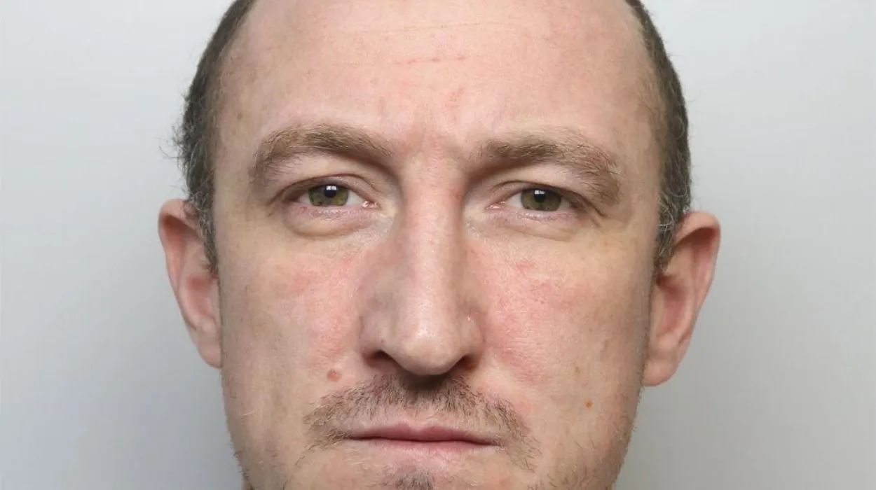 Bolton Man Thomas Bolton Assaults Police Officer on Bail